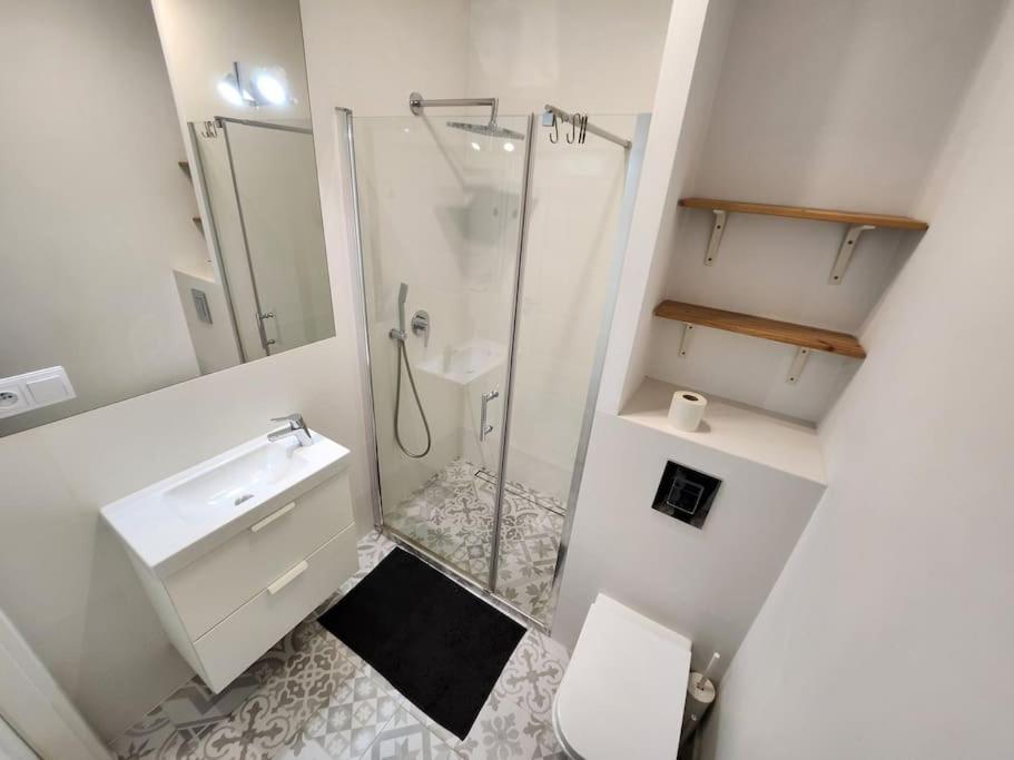 Apartstars - Powstancow #32 With Terrace Rzeszów Exterior foto